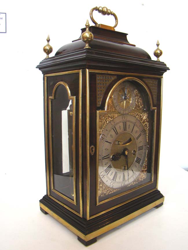 A fine George I period ebonized quarter-repeating Bracket Clock circa 1715-1720 by Simon de Charmes — image 3